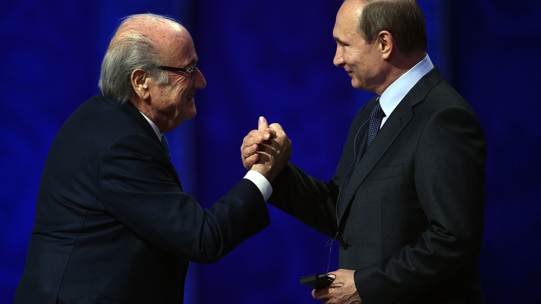 Joseph Blatter y Vladimir Putin en San Petersburgo