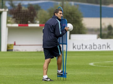 Ernesto Valverde, durante el entrenamiento del Athletic