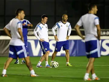 Messi y Mascherano entrenan con la selección de Argentina Messi y Mascherano entrenan con la selección de Argentina