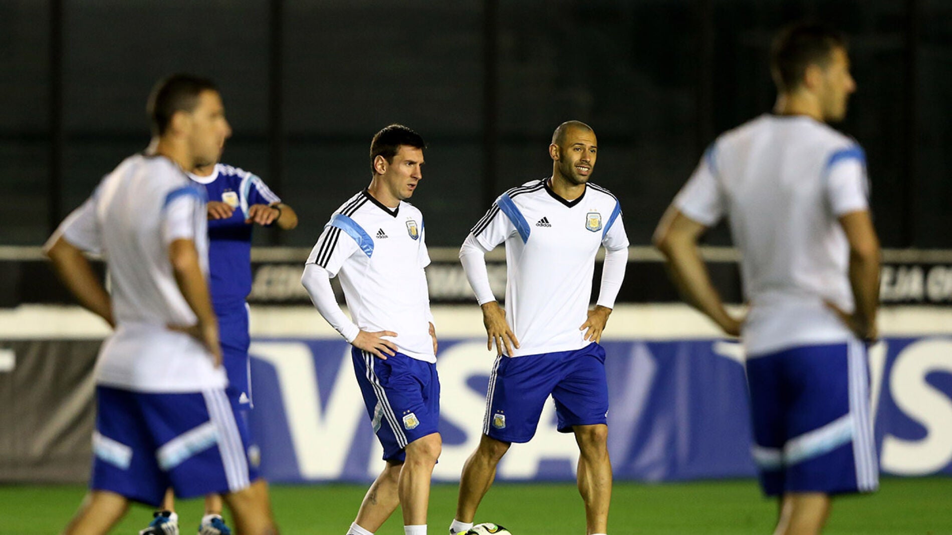 Messi y Mascherano entrenan con la selecci&oacute;n de Argentina