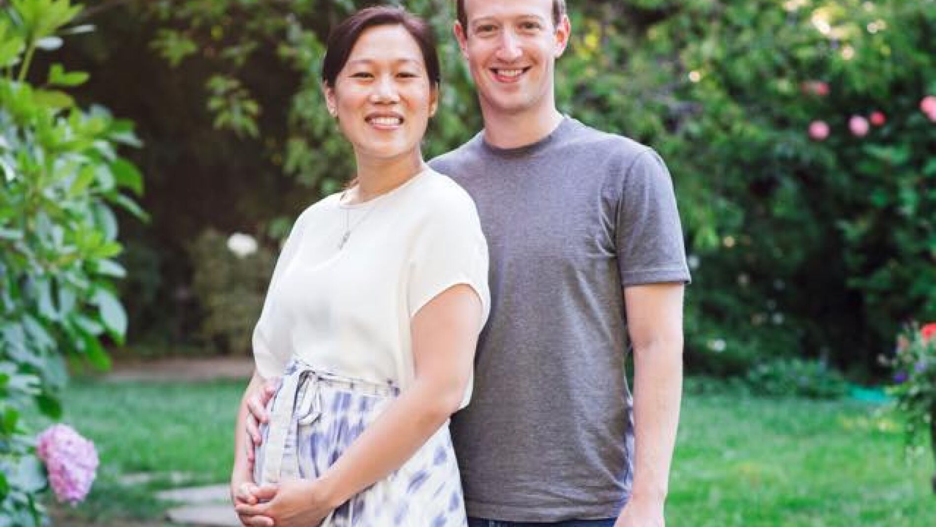 Mark Zuckerberg junto a su mujer embarazada, Priscilla Chan