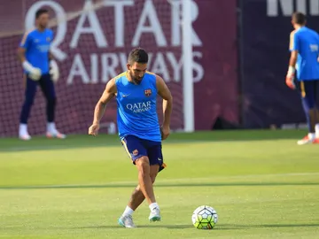 Arda Turan, en un entrenamiento con el Barça Arda Turan, en un entrenamiento con el Barça
