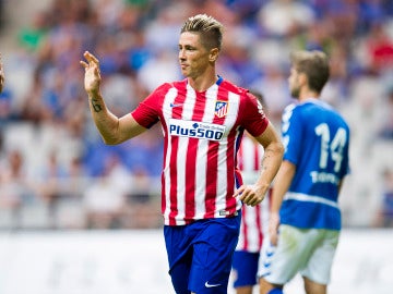 Fernando Torres en un partido con el Atlético de Madrid