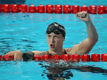 Katie Ledecky celebra el oro y su récord en 1.5000 Katie Ledecky celebra el oro y su récord en 1.5000