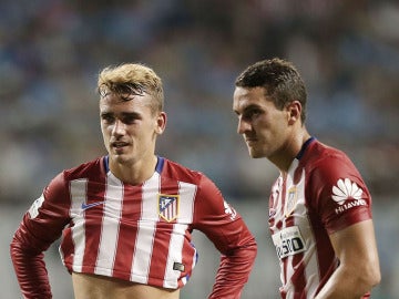 Griezmann dialoga con Koke