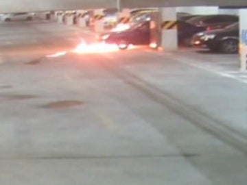 Arde un coche en China por el calor