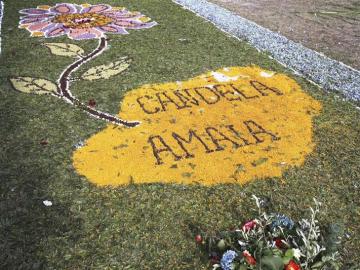 Homenaje a Candela y Amaia
