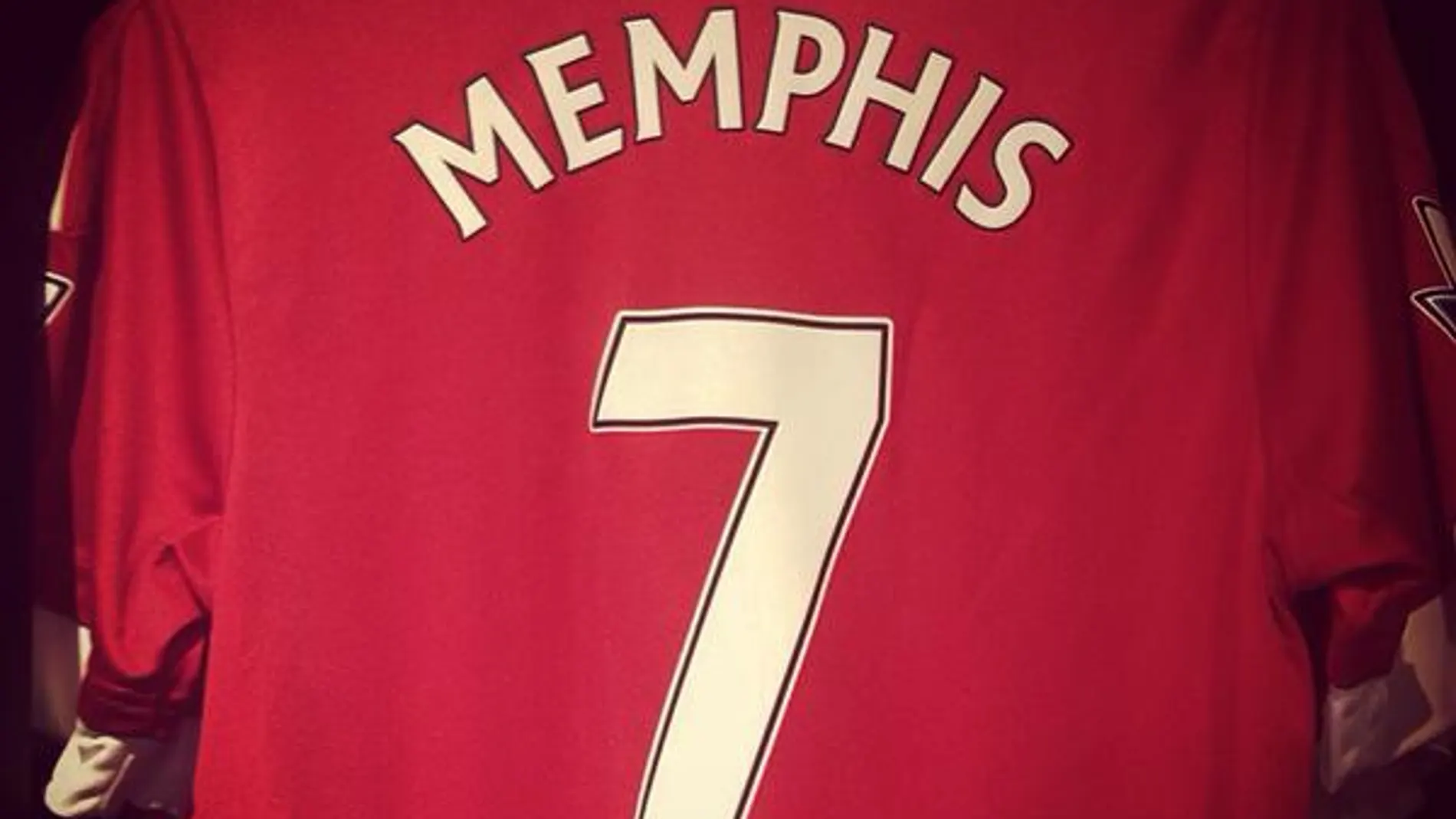Depay hereda el '7' de Di María en el Manchester United Depay hereda el '7' de Di María en el Manchester United