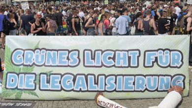 Al menos 8.000 personas piden la legalización de la marihuana en Berlín