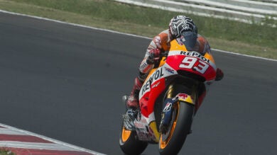 Márquez acelera y consigue la pole en Indianapolis
