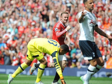 Rooney celebra el primer gol de la Premier League Rooney celebra el primer gol de la Premier League