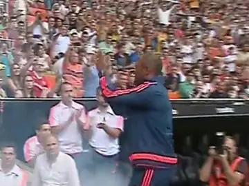 Pitos a Nuno, entrenador del Valencia Pitos a Nuno, entrenador del Valencia