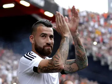 Otamendi, durante la presentación del Valencia Otamendi, durante la presentación del Valencia