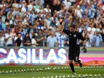 Casillas ovacionado Casillas ovacionado
