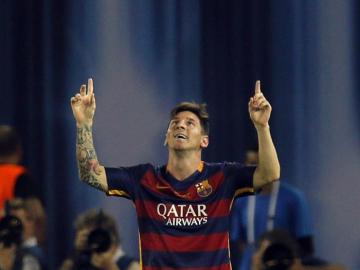 El delantero argentino del FC Barcelona Lionel Messi celebra su tanto