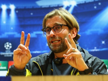 Jürgen Klopp durante una rueda de prensa con el Borussia Dortmund