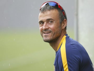 Luis Enrique durante el último entrenamiento del Barça