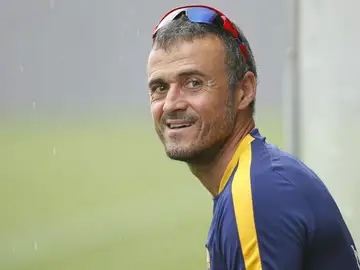 Luis Enrique durante el último entrenamiento del Barça Luis Enrique durante el último entrenamiento del Barça