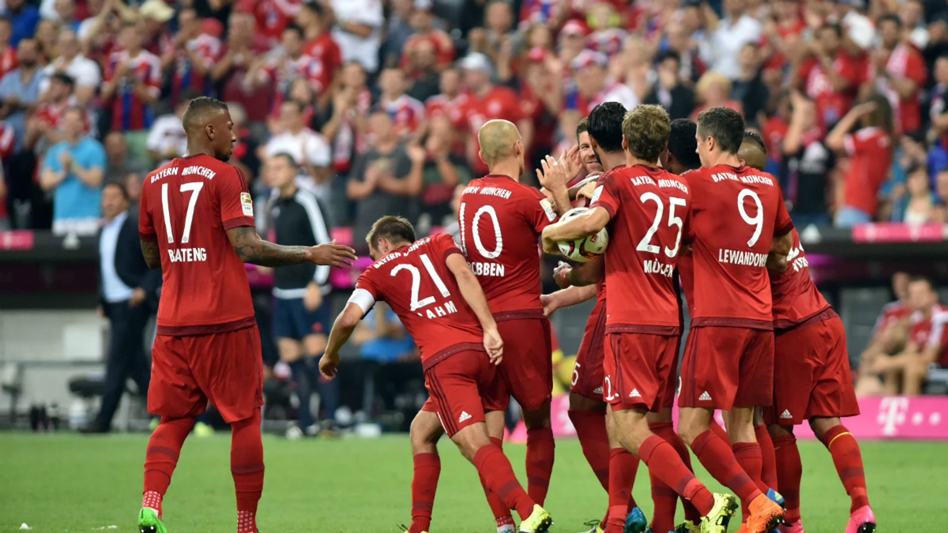 Los jugadores del Bayern celebran un gol Los jugadores del Bayern celebran un gol