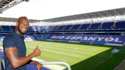 Ciani ya luce los colores blanquiazules