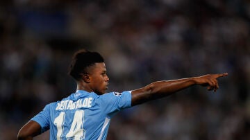 Keita celebra su gol con el Lazio