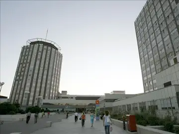 Vista general del Hospital La Paz Vista general del Hospital La Paz