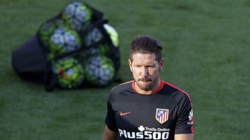 Simeone, durante el entrenamiento del Atleti