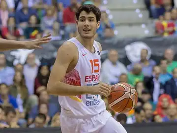 Abrines, jugando con la selección española Abrines, jugando con la selección española