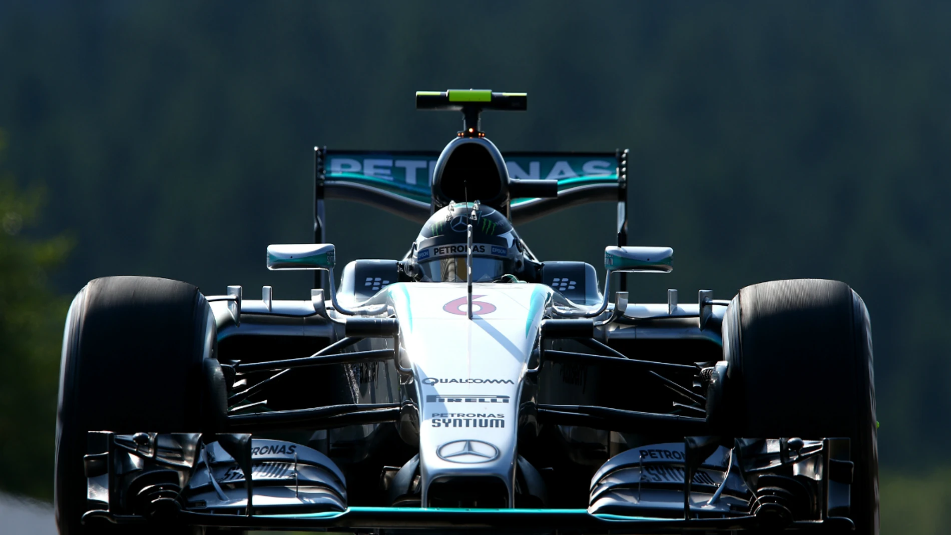Rosberg rueda en Spa