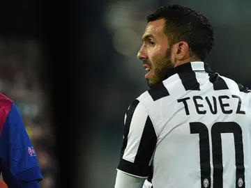El delantero de Boca Carlos Tevez defendió al astro Lionel Messi El delantero de Boca Carlos Tevez defendió al astro Lionel Messi