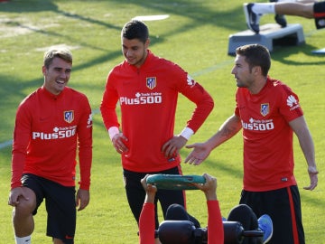 Los jugadores del Atlético de Madrid, entrenando