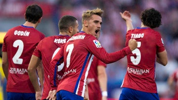 Griezmann celebra su gol con el Atlético