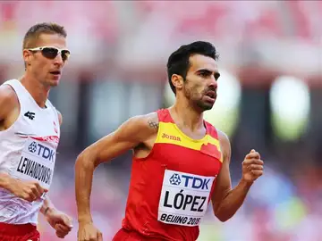 El español Kevin Lopez y el polaco Marcin Lewandowski en las semifinales de 800 El español Kevin Lopez y el polaco Marcin Lewandowski en las semifinales de 800