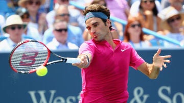 El tenista suizo Roger Federer en acción