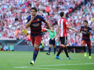 Luis Suárez festeja su gol ante el Athletic