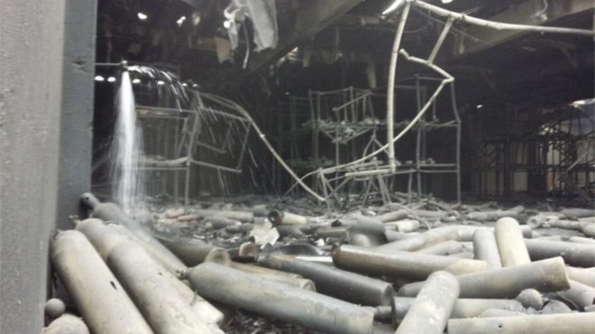 El edificio de la base militar en Sagamihara, Jap&oacute;n, donde se han producido los estallidos