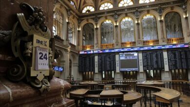 La bolsa española registra su mayor caída en tres años al perder el 5,01%