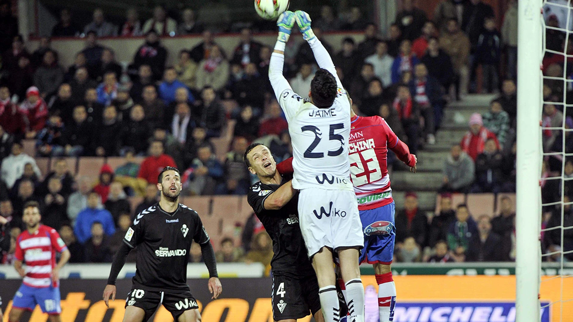 Granada y Éibar, enfrentados en la primera jornada de Liga Granada y Éibar, enfrentados en la primera jornada de Liga
