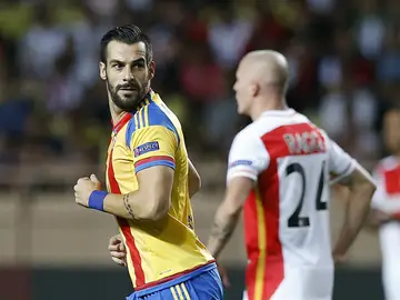 Negredo y Raggi, goleadores del partido Negredo y Raggi, goleadores del partido