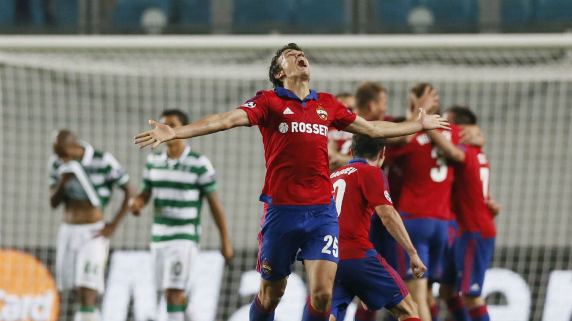 Los jugadores del CSKA de Mosc&uacute; celebran su clasificaci&oacute;n