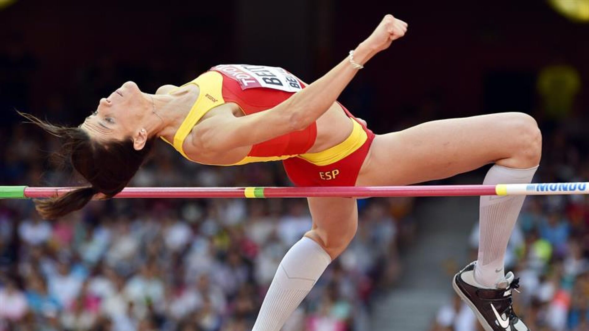 Ruth Beitia, durante un salto
