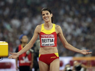 Ruth Beitia, durante la prueba de salto de altura