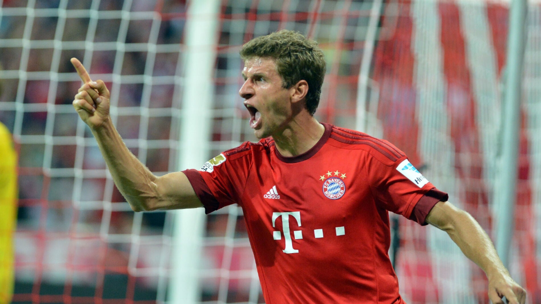 Muller festeja un gol