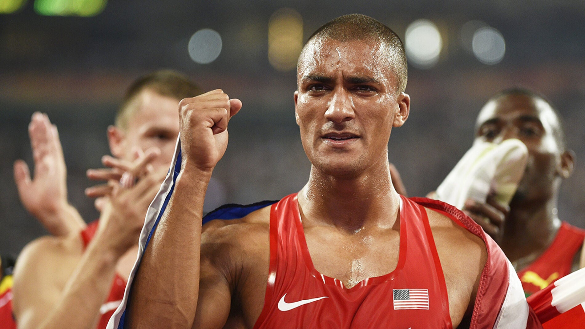 Ashton Eaton celebra su victoria