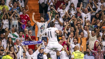 Gareth Bale celebra su gol contra el Betis
