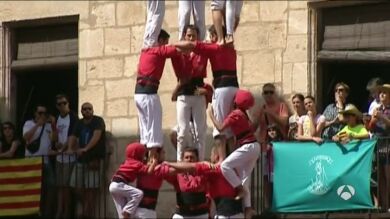 'Castellers' de hasta diez pisos en las fiestas de Villafranca del Penedés