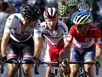 Dumoulin charla con 'Purito' y Chaves Dumoulin charla con 'Purito' y Chaves