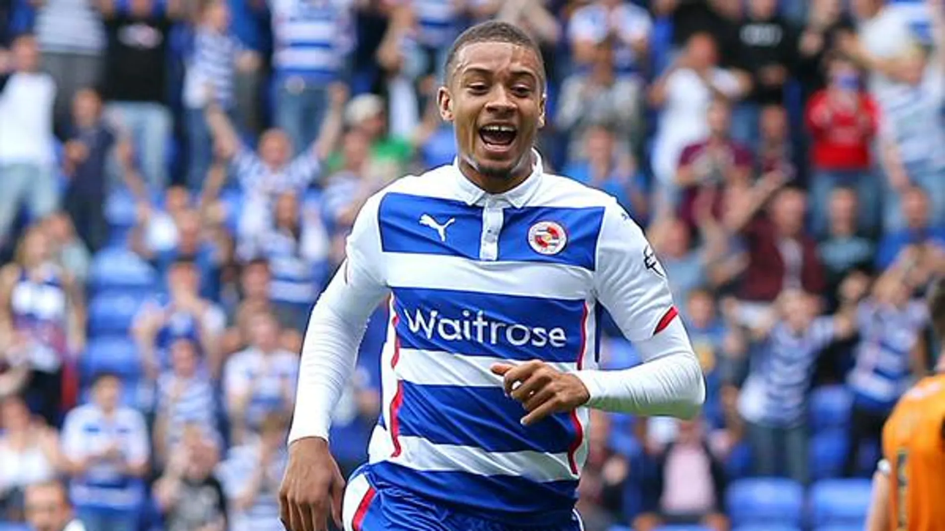 Michael Hector proveniente del Reading Michael Hector proveniente del Reading
