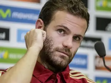 Juan Mata, durante una rueda de prensa Juan Mata, durante una rueda de prensa