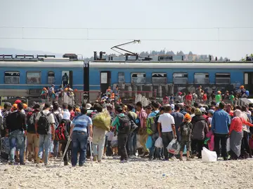 Tren con inmigrantes desde Macedonia Tren con inmigrantes desde Macedonia
